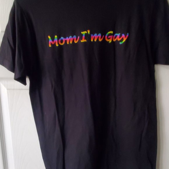 Mom I'm Gay T-Shirt - Size Medium - Picture 5 of 6